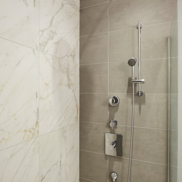 10 White Shower Tile Ideas and How to Pull Them Off